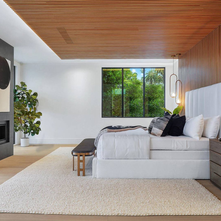 75 Beautiful Bedroom with a Chimney Breast Ideas and Designs August