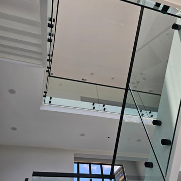 Project #125 | Modern Open-Riser Staircase with Glass Balustrade