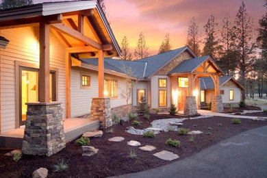 Exterior home idea in Other