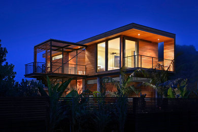 Modern exterior home idea in San Francisco
