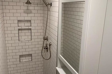 Country bathroom photo in Chicago