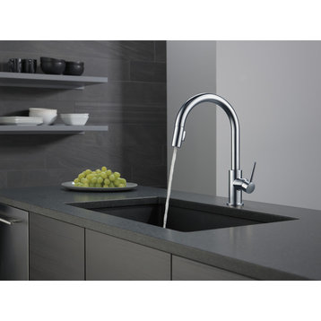Delta Trinsic Single Handle Pull-Down Kitchen Faucet, Arctic Stainless