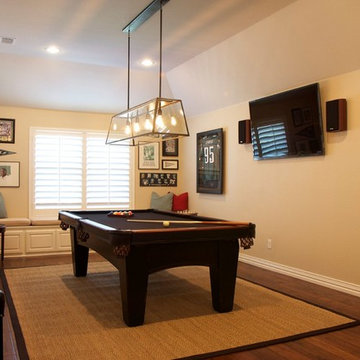 Cozy Game Room in Fort Worth