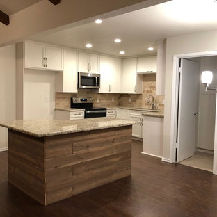 Benbrook Flip Kitchen