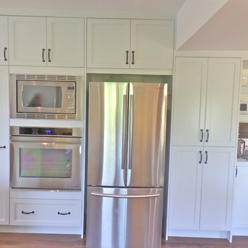 Updated U-Shaped Kitchen
