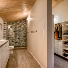 Master Bath/Closet