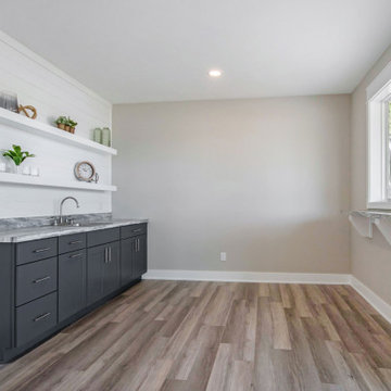 Home Bars, Bonus Rooms & Features