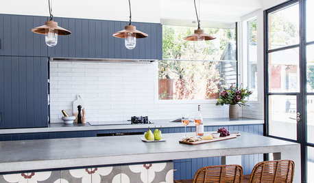 19 Breakfast Bars to Make a Beeline for Every Morning
