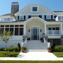 Beach/Lake Houses
