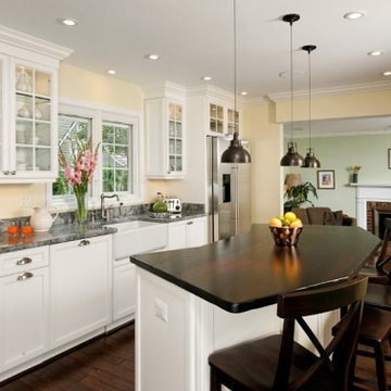 Award Winning Kitchen in Reston, Virginia Touts Curved Island