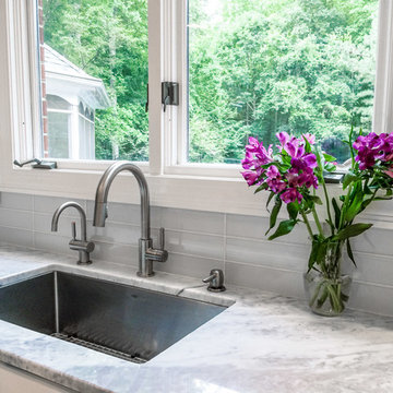 Modern White Kitchen with Marble
