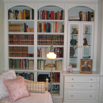 A LADY'S DREAM OFFICE AND GUEST BED