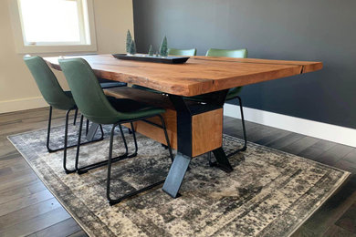 Inspiration for a dining room remodel in Columbus