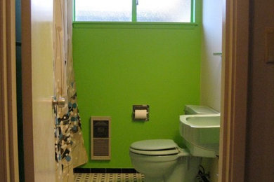 Bathroom photo in Seattle