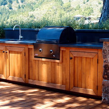 Outdoor Kitchen