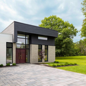 Cowansville Modern Driveway Design