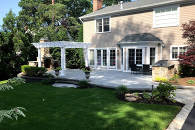 Example of a patio design in New York