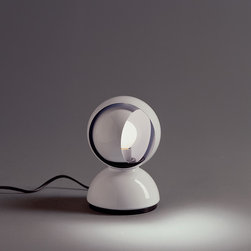 Eclisse, design by Vico Magistretti - 1967 - Table Lamps