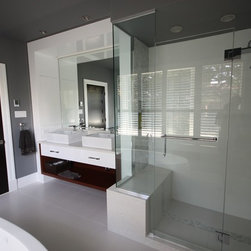 Master Bathroom - Products