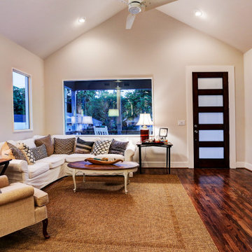 Modern Farmhouse Living Room in Houston, Texas
