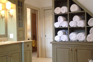 Bathroom - traditional bathroom idea in Minneapolis