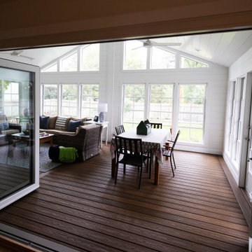 Airy 3-Season Porch with Panoramic Door