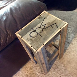 Reclaimed Barnwood Applications - Coffee And Accent Tables