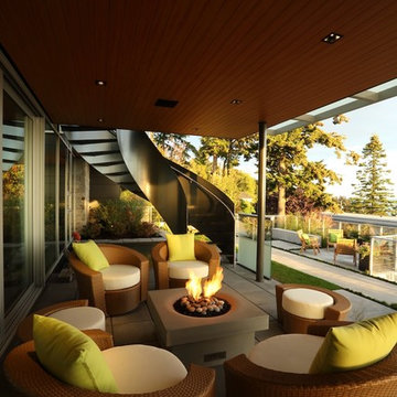 Contemporary Patio