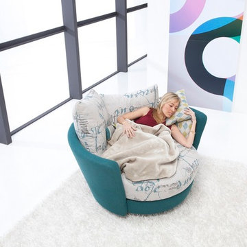 MyNest Swivel Lounge Arm Chair by Famaliving California
