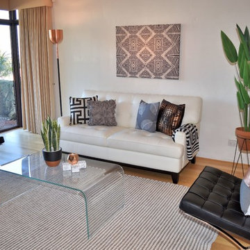 Swingin' South Perth - a million dollar sassy townhouse.