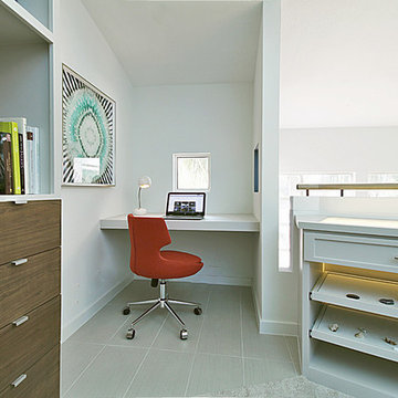 Residence Loft Desk Detail