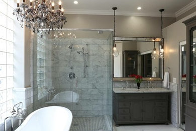 Inspiration for a transitional bathroom remodel in Vancouver