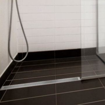 QM Linear Shower Drain