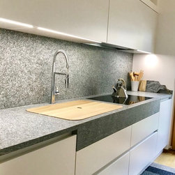 Laccato e pietra di luserna - Kitchen Products