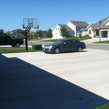 Steve W's Pro Dunk Gold Basketball System on a 48x44 in West Fargo, ND