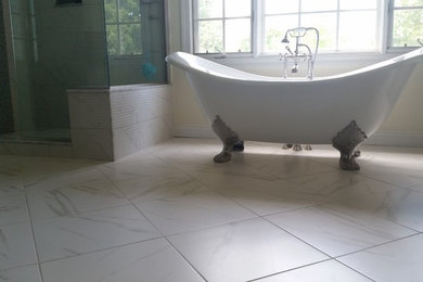 Example of a bathroom design in St Louis