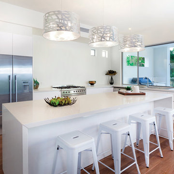 Linen-N Della Terra Quartz Collection Kitchen