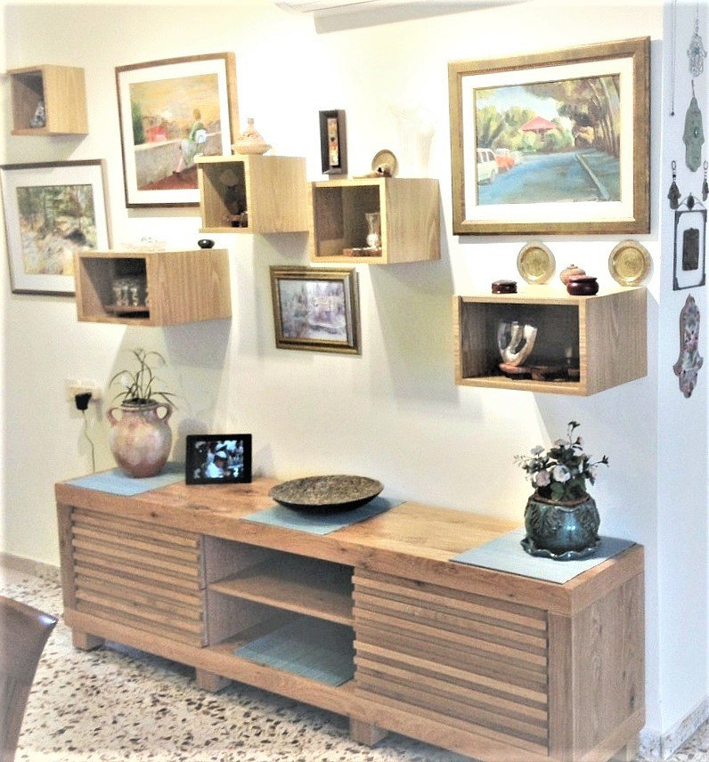 perfectly measured custom made boxes to display hand made Judaica