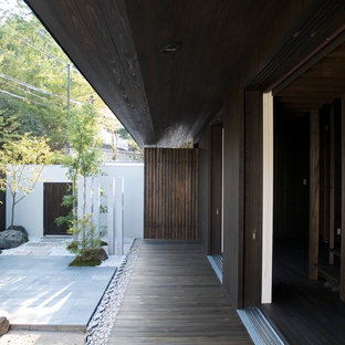 京都の和風のおしゃれなデッキ (張り出し屋根) の写真