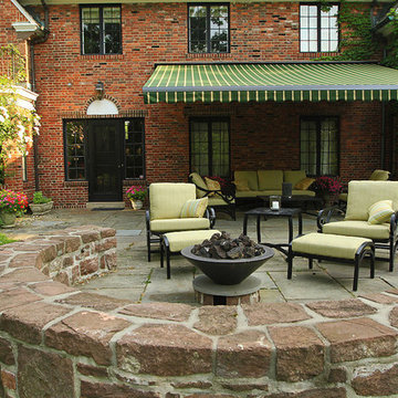 Fire Features & Outdoor Kitchens