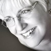 Lori Gutzeit's photo