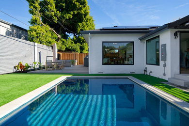 Trendy pool photo in San Francisco