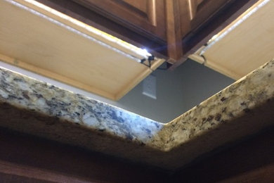 under cabinet lighting