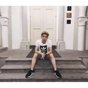Kev Kvl's photo
