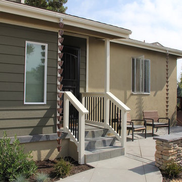 Modern Influenced Front Yard