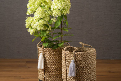 TALL BASKET WITH TASSEL