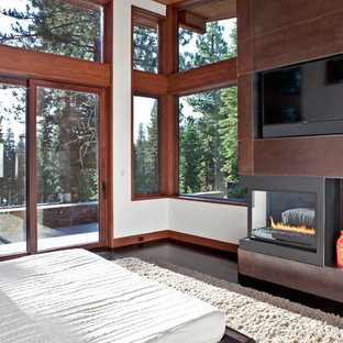 Modernes Schlafzimmer mit Eckkamin in San Francisco