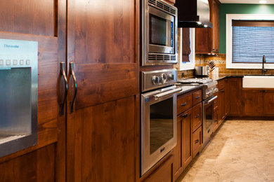 Design ideas for a traditional kitchen in Other.