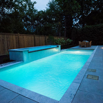 Contemporary backyard in Beaconsfield