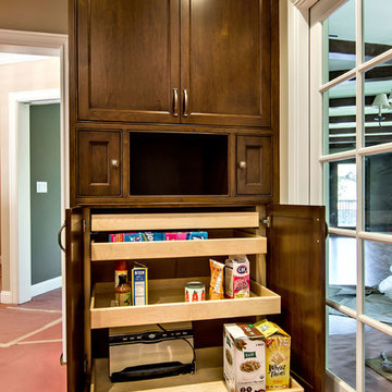 Pantry Cabinet with pullouts